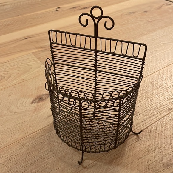 Rustic Carry All. - Picture 13 of 14